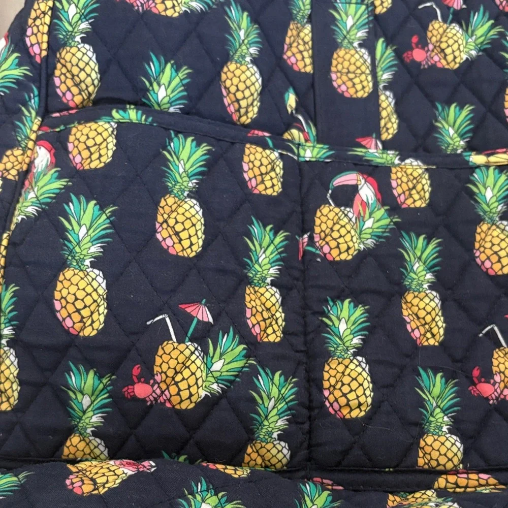 Vera Bradley Toucan Party Pineapple quilted bag set. Plus 4 other travel items - Picture 16 of 16